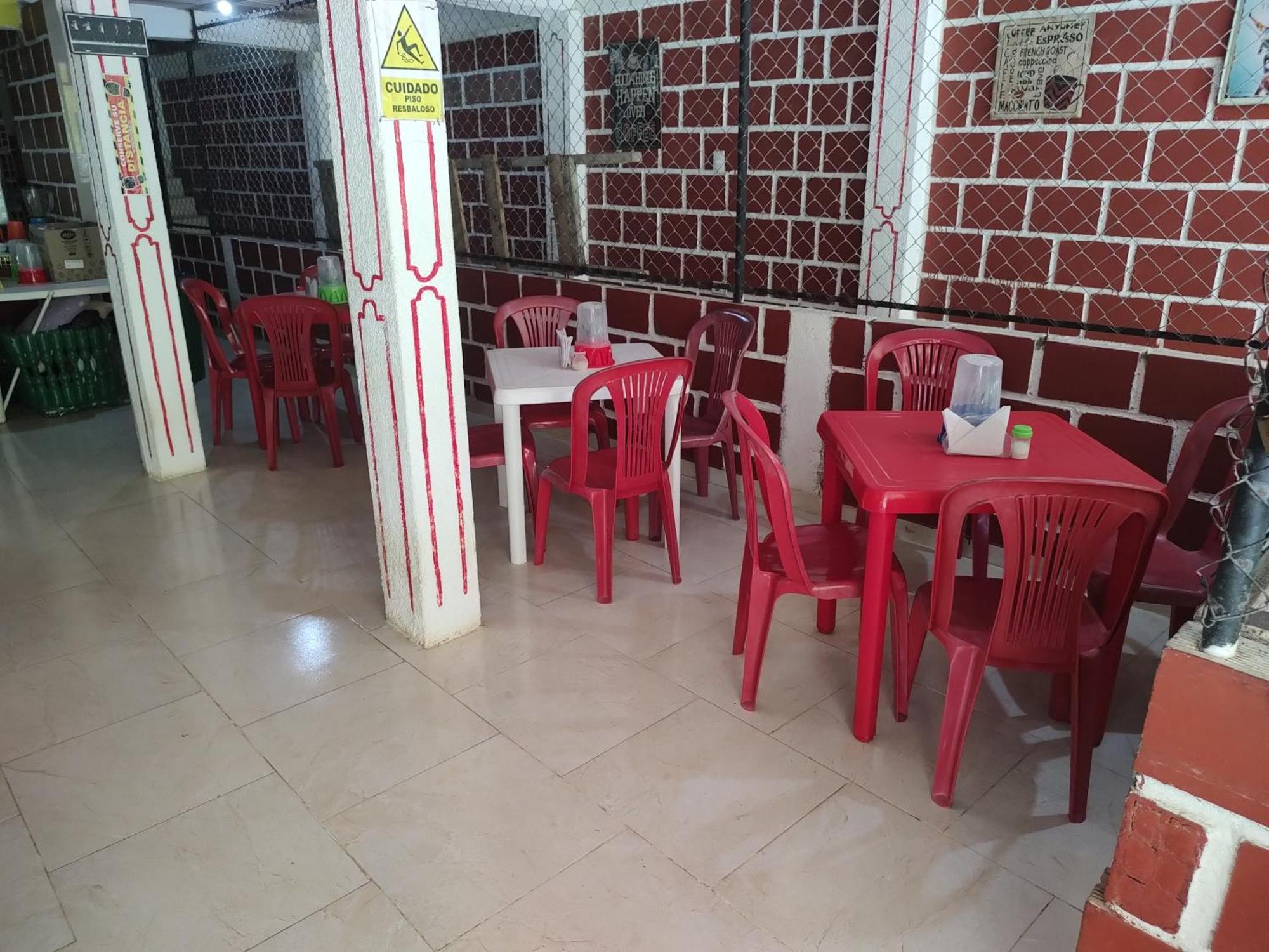 Casa Hospedaje Mayesty Hotel San Cipriano Ngoại thất bức ảnh
